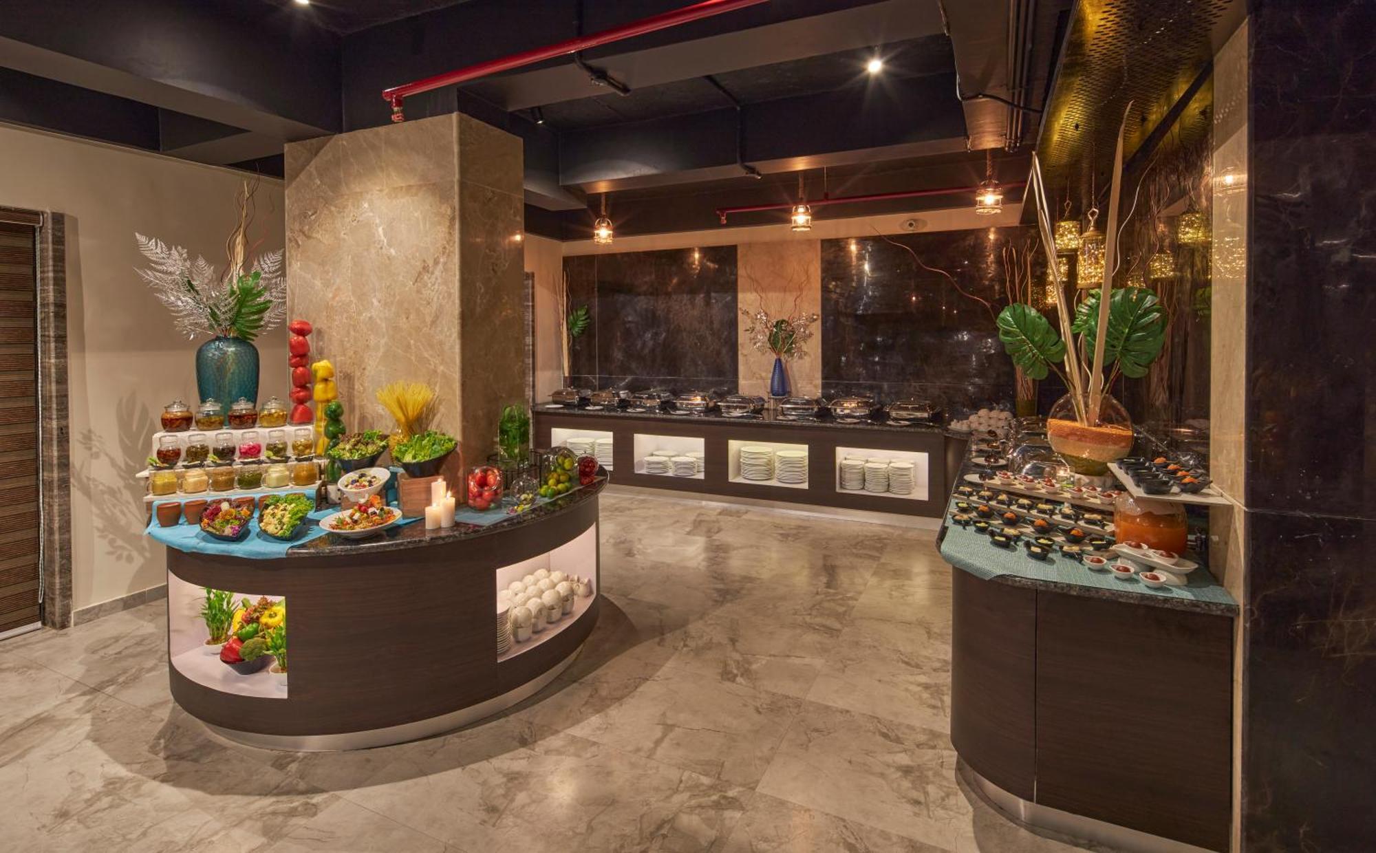Regenta Central Imperial Candolim Goa Экстерьер фото